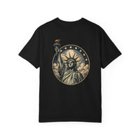 Statue of Liberty Illustration T-shirt | Vintage American Patriotic Design